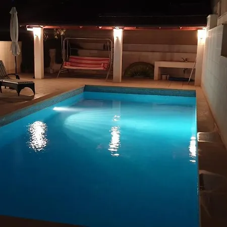 Apartment Marica Primosten