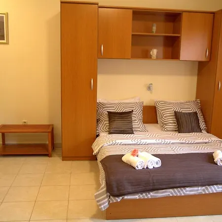 Apartment Marica Primosten