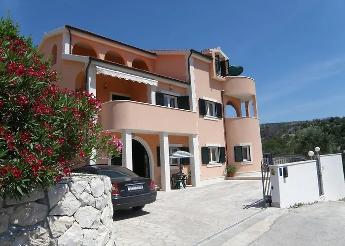 Apartment Marica Primosten